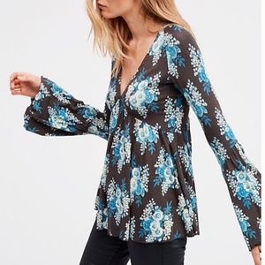Free People Speak Easy Bell Sleeved Floral Top XS